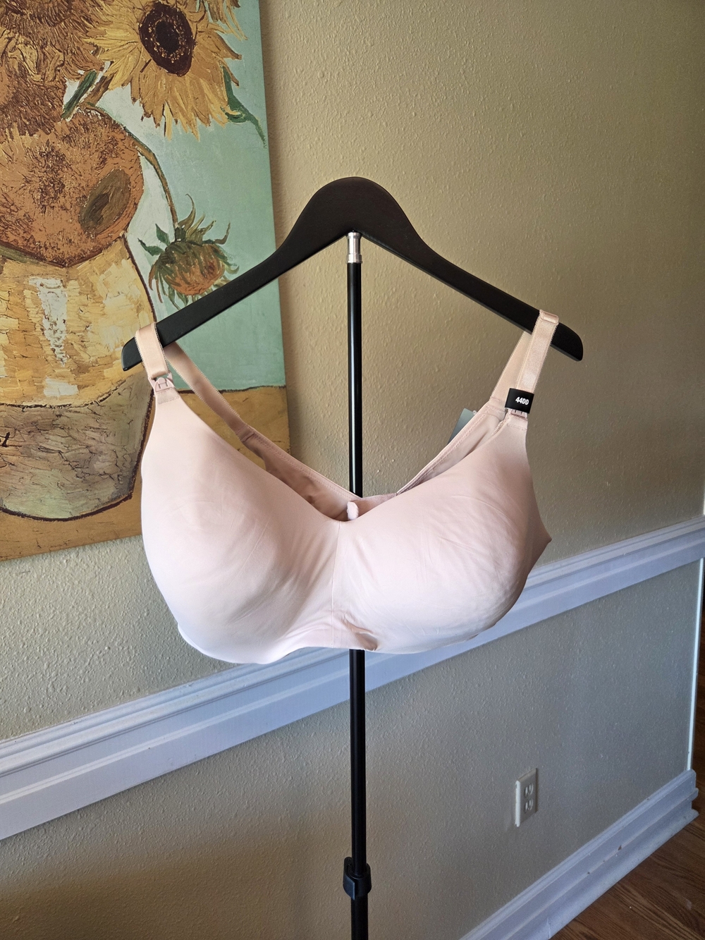 NWT Torrid Nude Maternity Nursing T-Shirt Bra